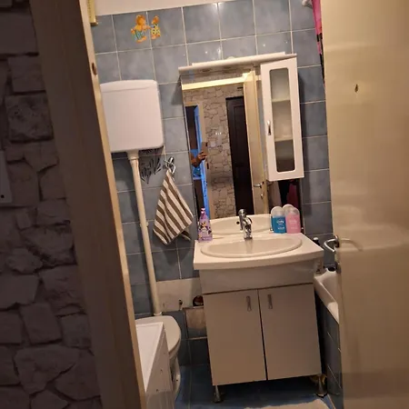 Nina Apartment *