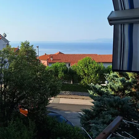 Nina Apartament *